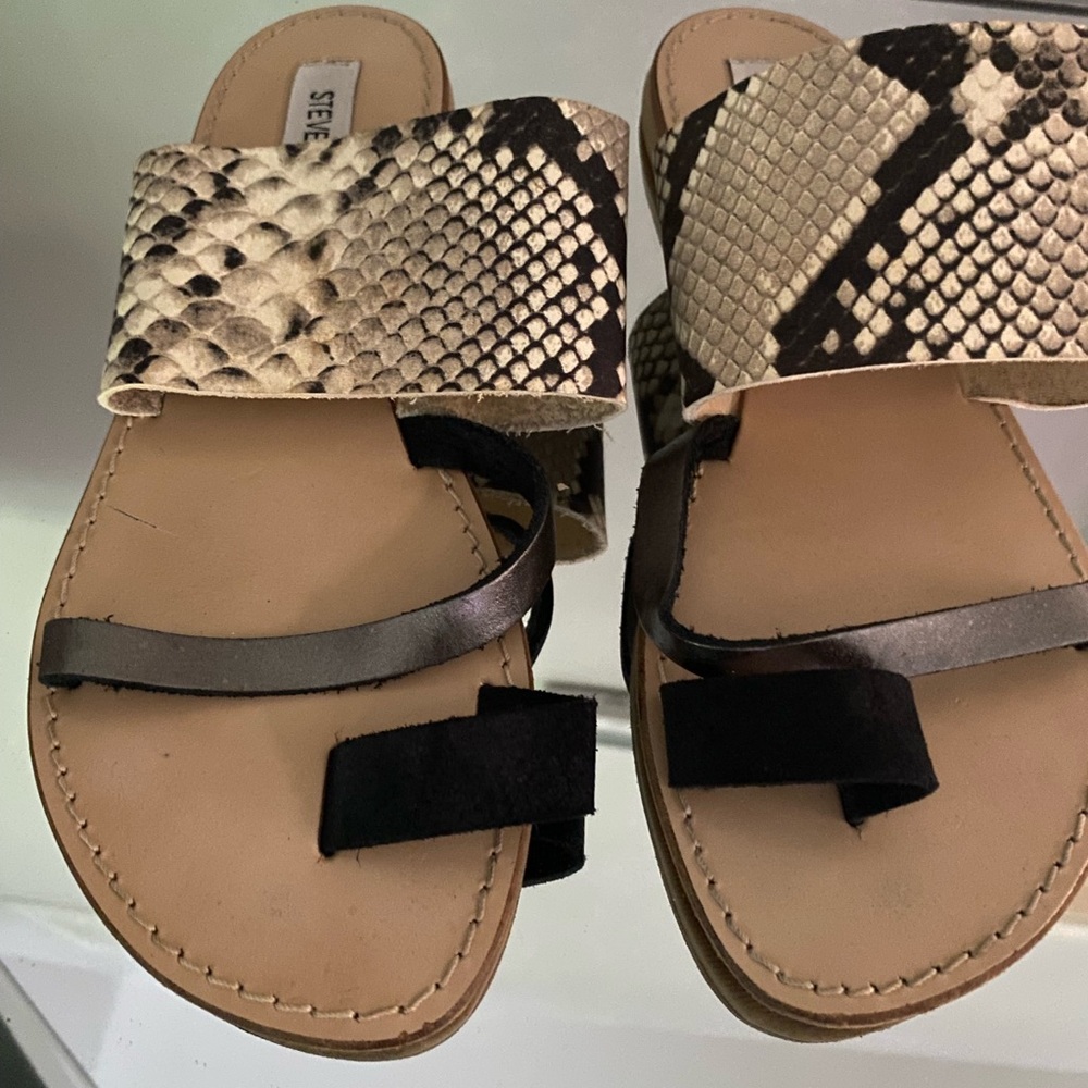 Steve Madden Black and Tan Sandals with Snake Print